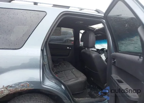 2012 Ford Escape Limited z USA, uszkodzony, nr VIN 1FMCU9EG2CKB75978